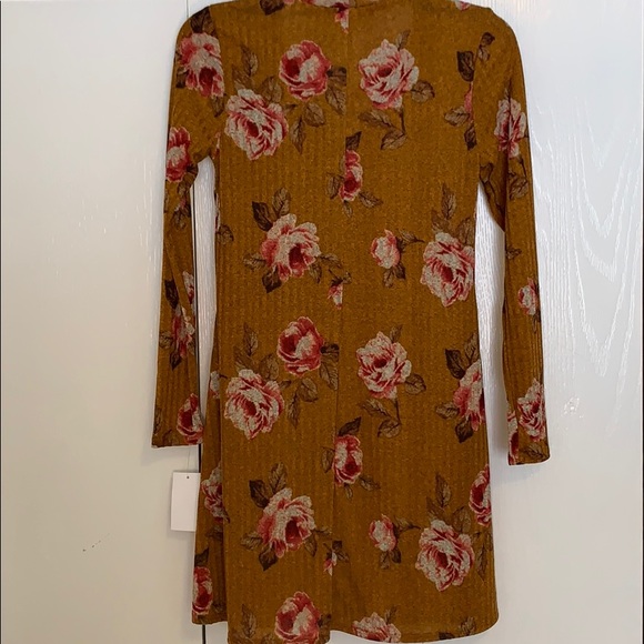 Moa Moa ribbed mustard yellow cutout dress - Picture 4 of 4